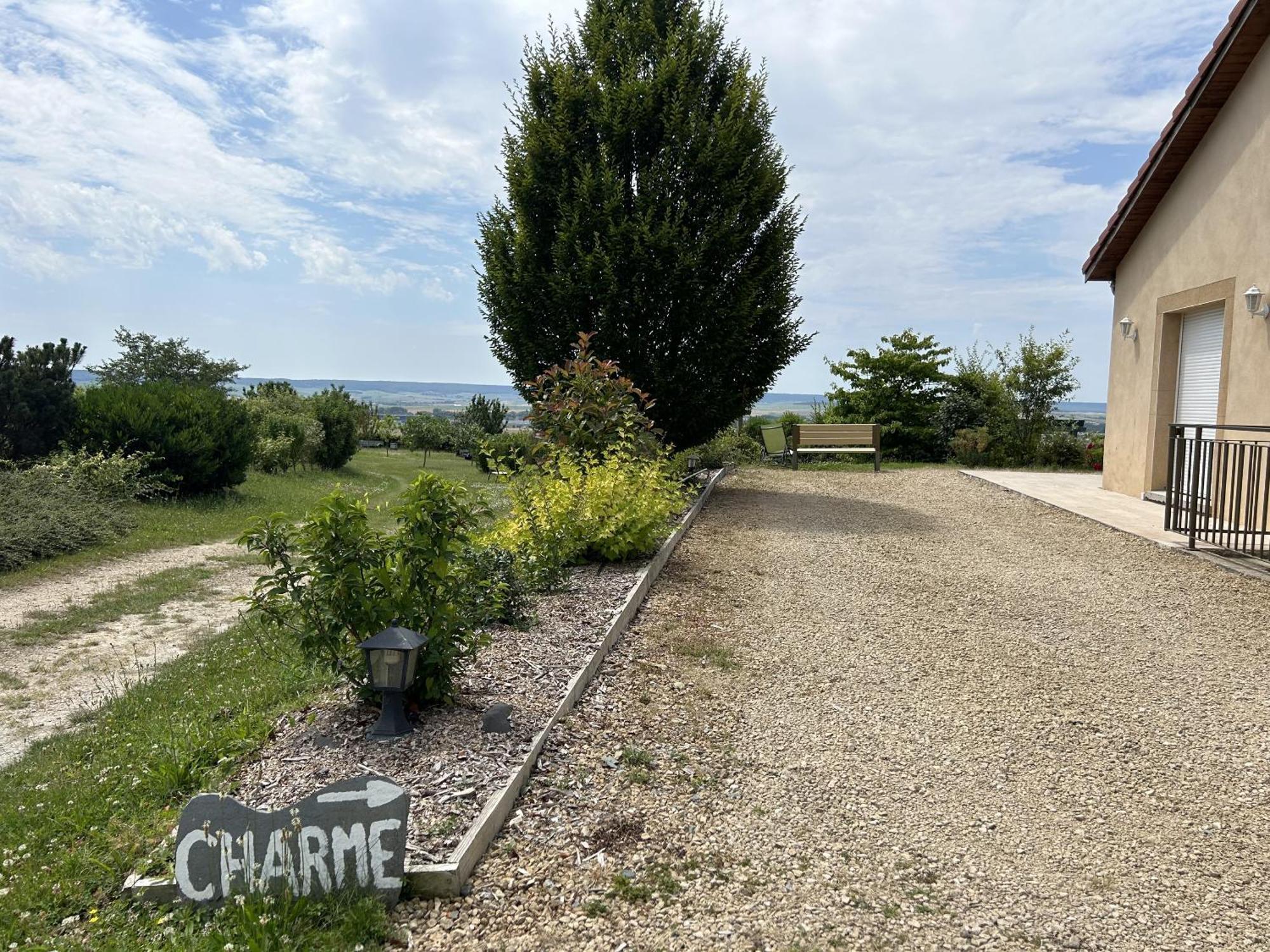 Le Charme Cernay-les-Reims Exterior foto