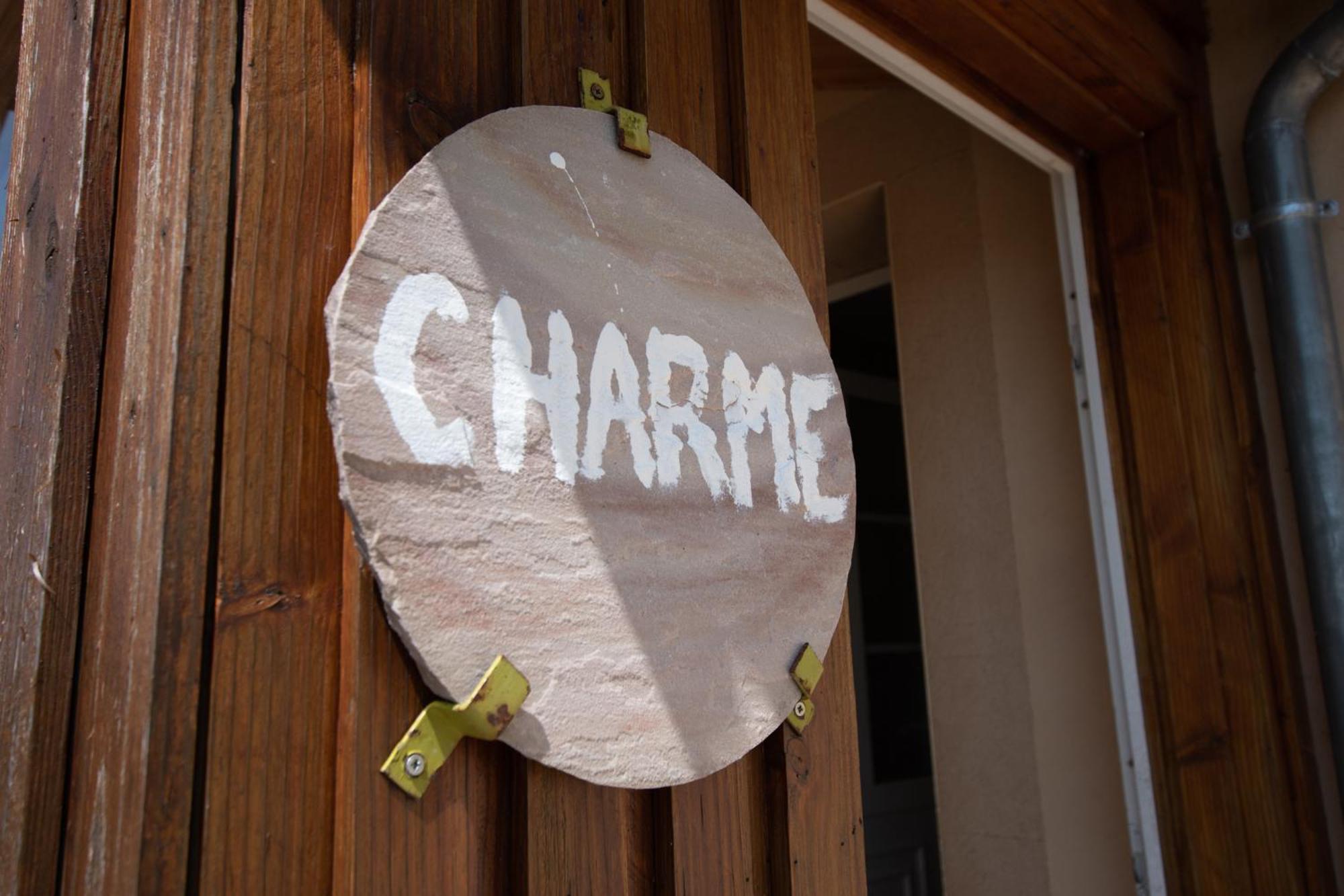 Le Charme Cernay-les-Reims Exterior foto